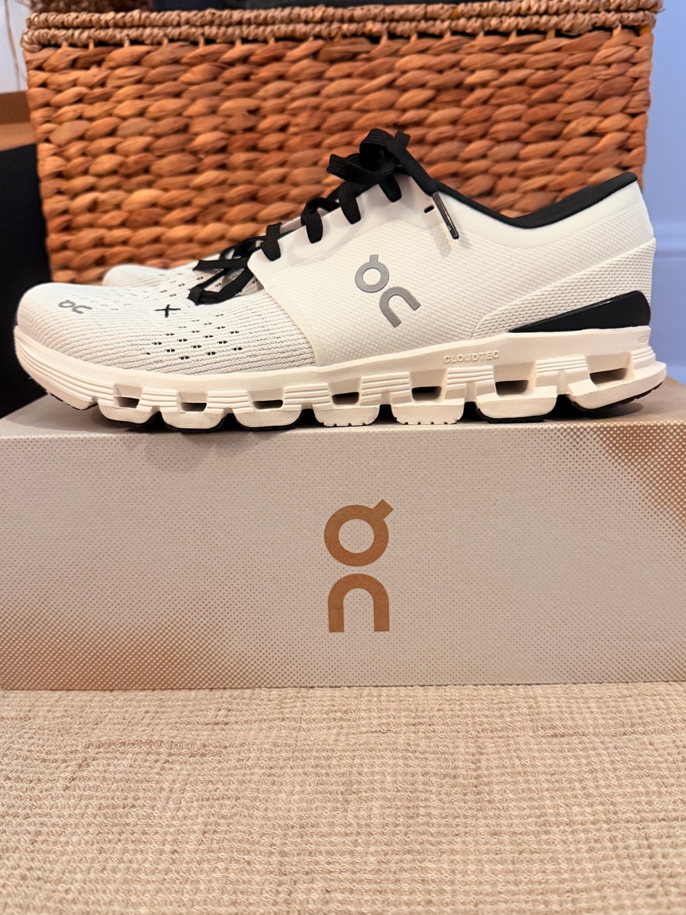 On Cloud X 4 Women's Training Shoes - Ivory/Black, Size 11